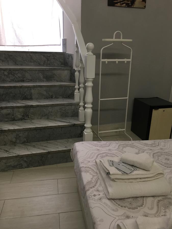 Almayer Al Duomo Gaeta Eksteriør bilde